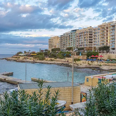 A Lovely 3br Just Off The Promenade W/balcony By 360 Estates Daire Sliema