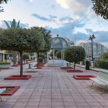 A Lovely 3br Just Off The Promenade W/balcony By 360 Estates Appartement *